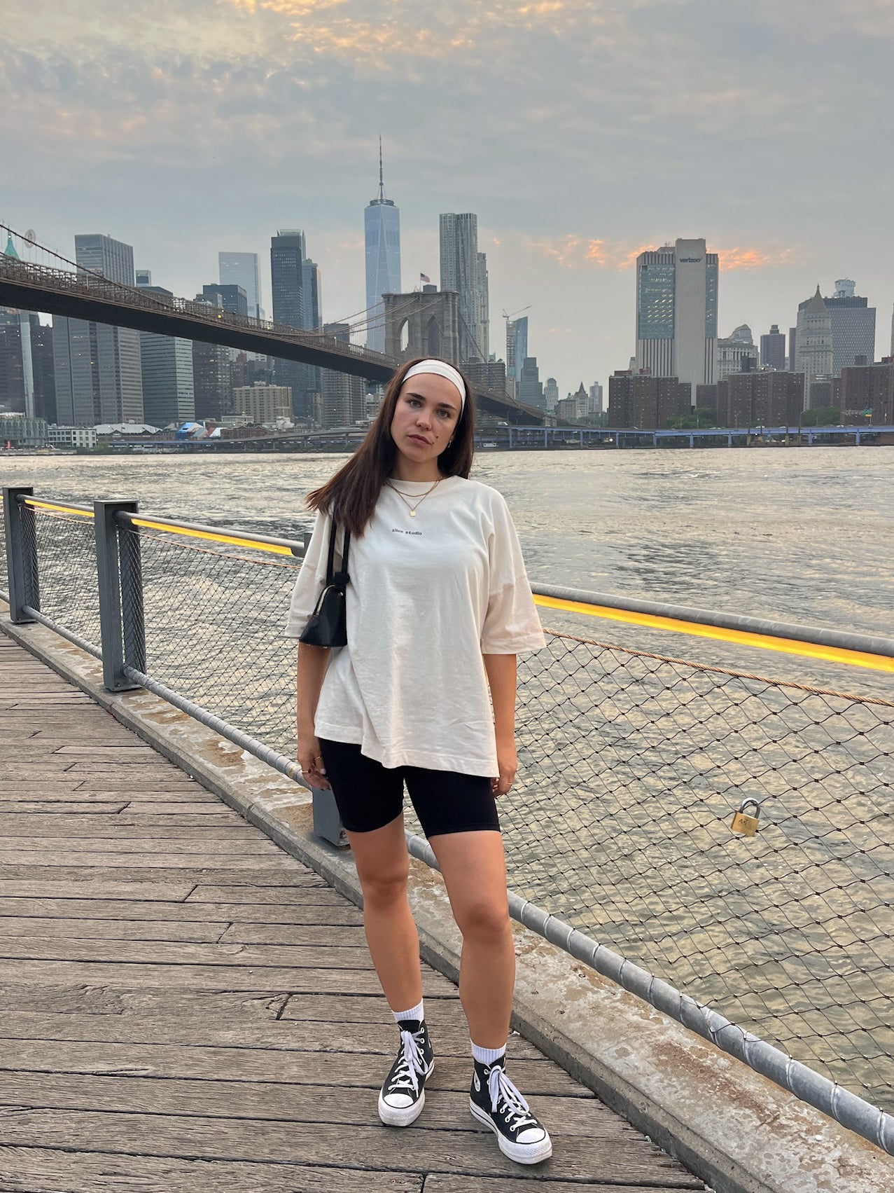 'ONE TOUCH' T-SHIRT BEIGE